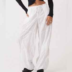 Motel Parachute Trouser Ivory L